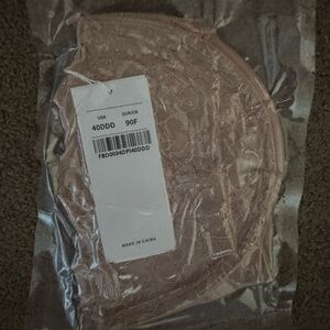 Lace Bra in Nude 40DDD